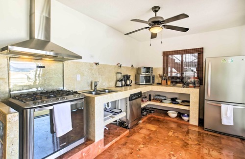 Colonia Centro Condo | Gorgeous Penthouse Villa w/Deck & Ocean Views!