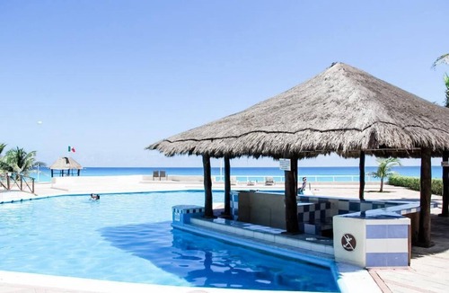 Zona Hotelera Apartment | GORGEOUS OCEAN VIEW 1BDR CONDO