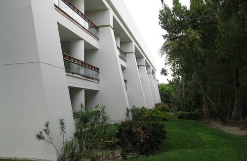 Villa Juarez Resort | Grand Mayan Beach, Golf and Cirque du Soleil Resort at Riviera Maya