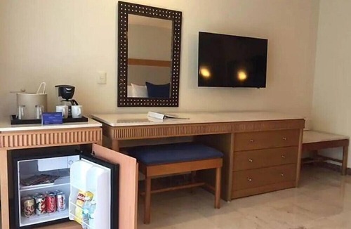 Cozumel House | Grand Park Cozumel Vibrant Studio with Pool