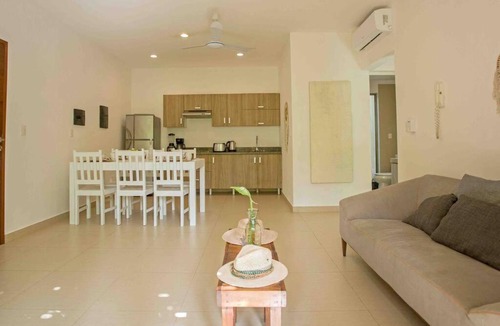 La Veleta Apartment | Great 2 BR Apt - WiFi & Pool - Perfect Location
