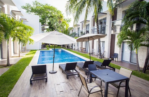 Playacar Fase II Apartment | GREAT CHIC STUDIO, 15 MIN WALK TO THE BEACH, 2 POOL ACCESS