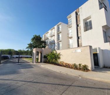 Puerto Juarez Hotel | Habitación para mujeres