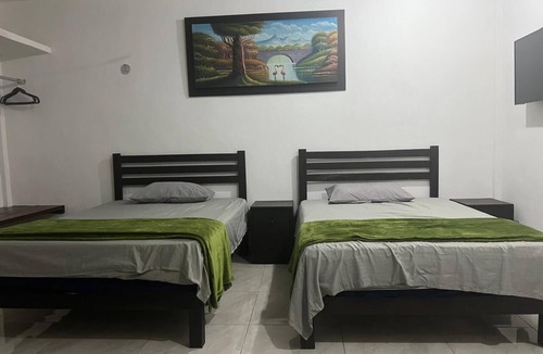Felipe Carrillo Puerto Hostel | Habitaciones Aurelia
