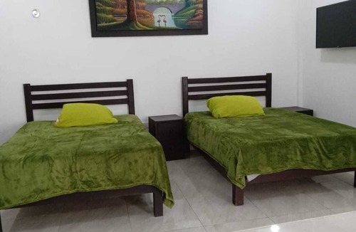 Felipe Carrillo Puerto Hostel | Habitaciones Aurelia