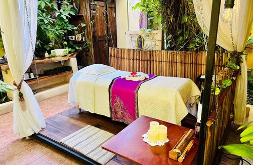 Colonia Maravilla Bed & Breakfast | Hacienda Boutique B&B and Spa Solo Adultos