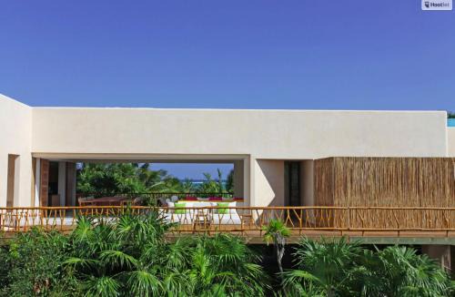 Playa Paraiso Villa | Hacienda Sian Kaan- Meals, Cooks & butler included!