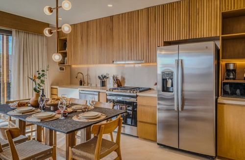 Zama Condo | Heavenly 3BR PH w Private Pool | Gym | Yoga Class