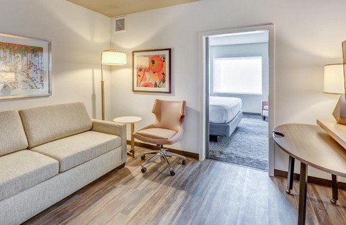 Bellingham Hotel | Holiday Inn & Suites Bellingham by IHG
