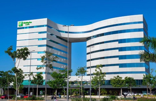 Merida Hotel | Holiday Inn & Suites - Merida La Isla by IHG