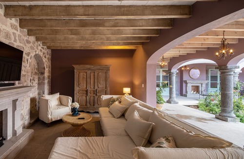 San Miguel de Allende Villa | HOLT Magnificent 6BR Villa in Malanquin Golf Club