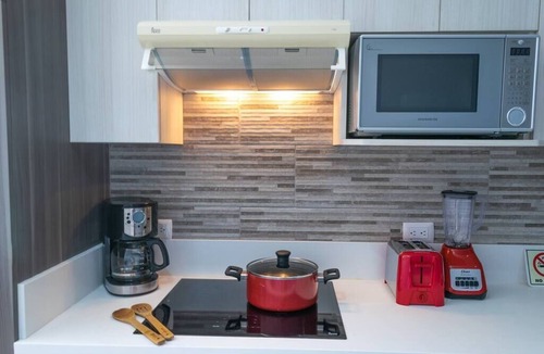 Gonzalo Guerrero Apartment | Horizonte 204 2 Block from 5th Ave by Blueplaya