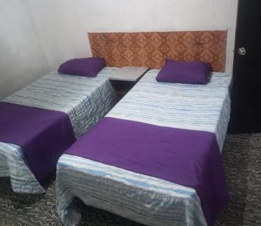 Lazaro Cardenas Hotel | hostal Rokah on line