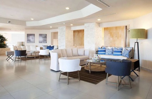Zona Hotelera Hotel | Hotel Emporio Cancún a pie de Playa en la Zona Hotelera del Caribe Mexicano