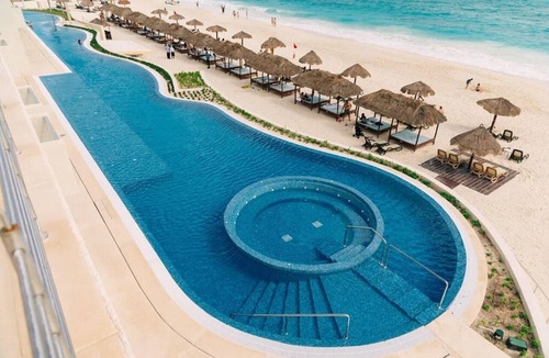 Zona Hotelera Hotel | Hotel Emporio Cancún a pie de Playa en la Zona Hotelera del Caribe Mexicano
