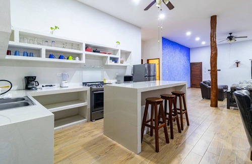 Mario Villanueva Madrid House | Hotel & Suites Oasis Bacalar "Suite Aves"