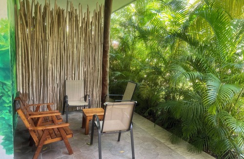 Mario Villanueva Madrid House | Hotel & Suites Oasis Bacalar "Suite Tapir"