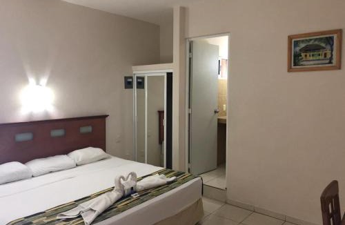Chetumal Hotel | Hotel Xcalak