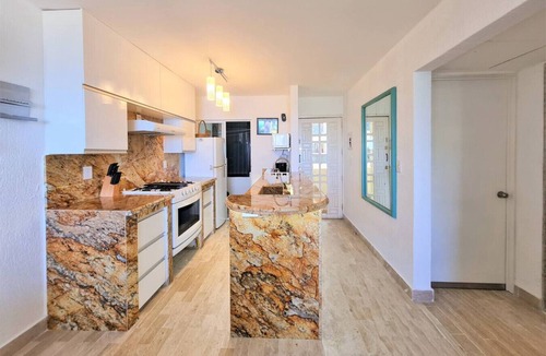 Zona Hotelera Condo | HotelZone frontbeach apartment 2 bedrooms 2 baths