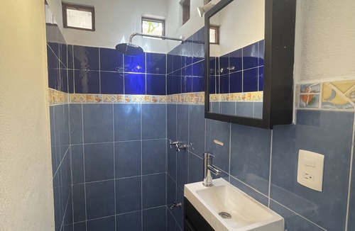 Centro House | Ideal Private Apartment 4 blocks to 5th Ave, main beach, ADO bus and ferry