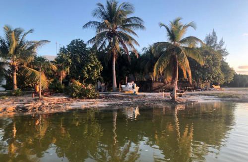 Colonia Salina Chica Hotel | Ikarus Costa Mujeres Eco Lodge Sunset View