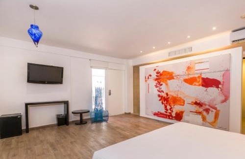 12th Street Hotel | In Fashion Hotel & Spa