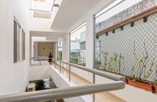 Diaz Ordaz Condo | In Versalles spacious condominium