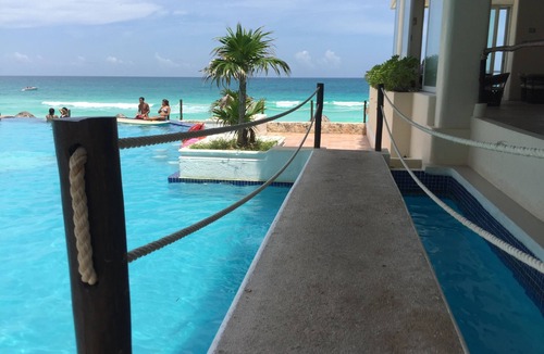 Zona Hotelera Condo | Incredible sea view deluxe with balcony