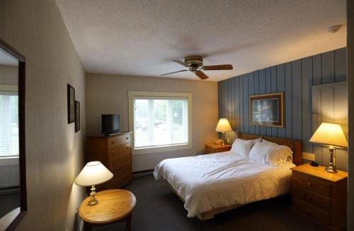 Waterville Valley House | Inns of Waterville Valley 307 Two Bedroom Unit at Inns of Waterville Valley