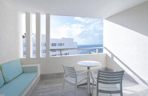 Isla Mujeres Hotel | Izla Hotel by Fiesta Americana Isla Mujeres