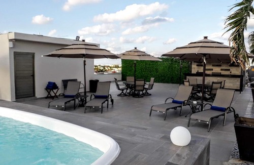 Downtown Cancun Hotel | KABAH Cancun Hotel Boutique