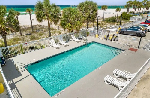 Panama City Beach Hotel | King & Bunk | Palm & Tide | Family Fun Stay | Two-Tower Retreat | 2 Units