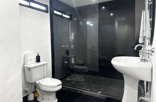 Colonia Adolfo Lopez Mateos Hotel | La Perle Noire