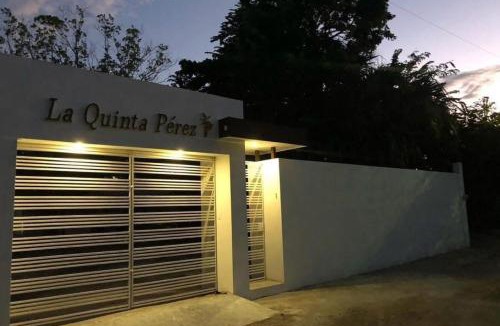 Huay-Pix House | La Quinta Perez