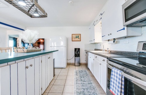 San Angelo House | Lakefront Landing On The KOA