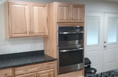 Roseburg House | Large 7 bd 5 bath house. A few miles from wildlife safari. Gourmet kitchen