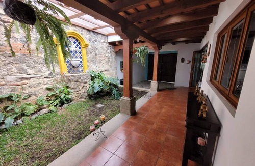 Antigua Guatemala House | Large house in Antigua Guatemala with pergola