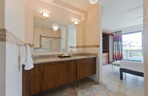 Gonzalo Guerrero Condo | Large, Modern Condo w/ Balcony overlooking 5th Ave. 4 min. Walk to the Beach!