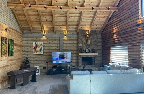 Arteaga Cabin | Las Estrellas Cabañas en el Bosque