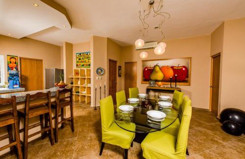 Gonzalo Guerrero Apartment | Las Olas 202