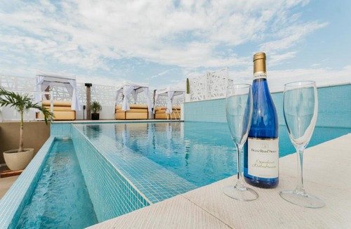 Ejidal Apartment | LEVEL Luxury Condos