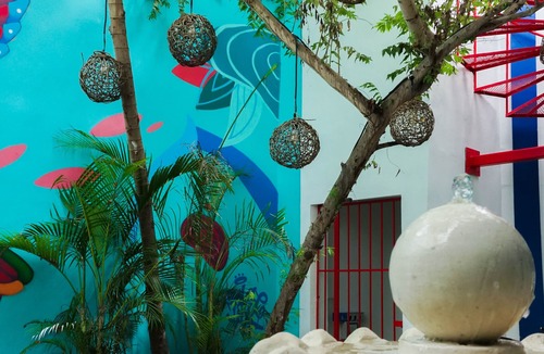 Luis Donaldo Colosio Hotel | Linda Vecindad Playa del Carmen