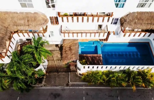 Gonzalo Guerrero Apartment | Lovely Oasis 2BR with 6 bed.