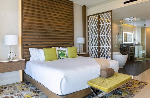 Puerto Juarez Resort | Luxurious 3 Bedroom Penthouse right on the beach of Cancun!