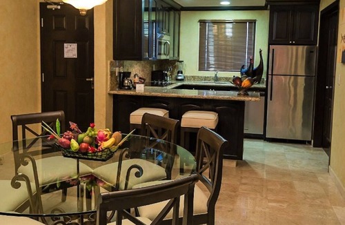 Puerto Juarez Condo | Luxury 1600sqft 5 STAR Beautiful condo sleeps 6 OCEAN VIEW WILL NOT DISAPPOINT