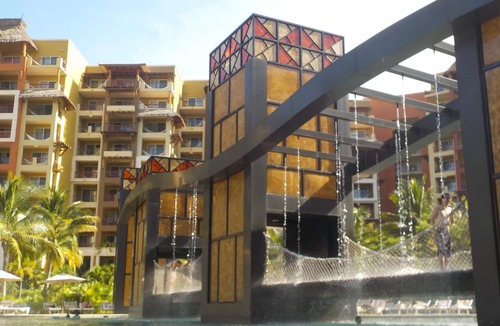 Puerto Juarez Condo | Luxury 1600sqft 5 STAR Beautiful condo sleeps 6 OCEAN VIEW WILL NOT DISAPPOINT