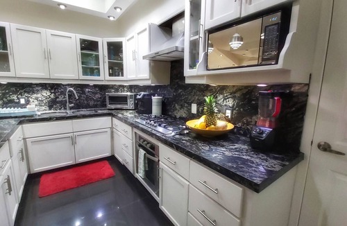Colonia Centro Condo | Luxury 3 bedroom Penthouse 1 block from the water