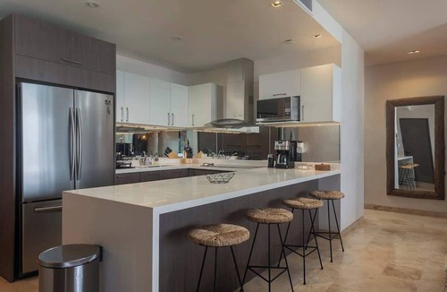 Soliman Bay Apartment | Luxury 3BR Apartmen, Tankah Beach plus Rooftop