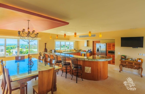 Isla Mujeres Condo | Luxury. 4 BR PH Ocean View + Private Pool