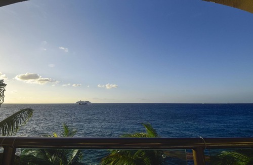 Colonia Andres Condo | Luxury 4 Bdrm Oceanfront in Cozumel Cantil 3CN